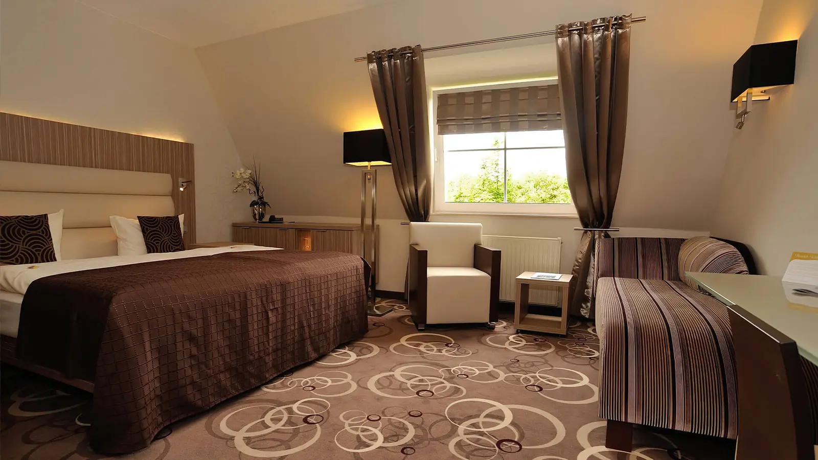 Modernes Doppelzimmer im NordWest Hotel Bad Zwischenahn